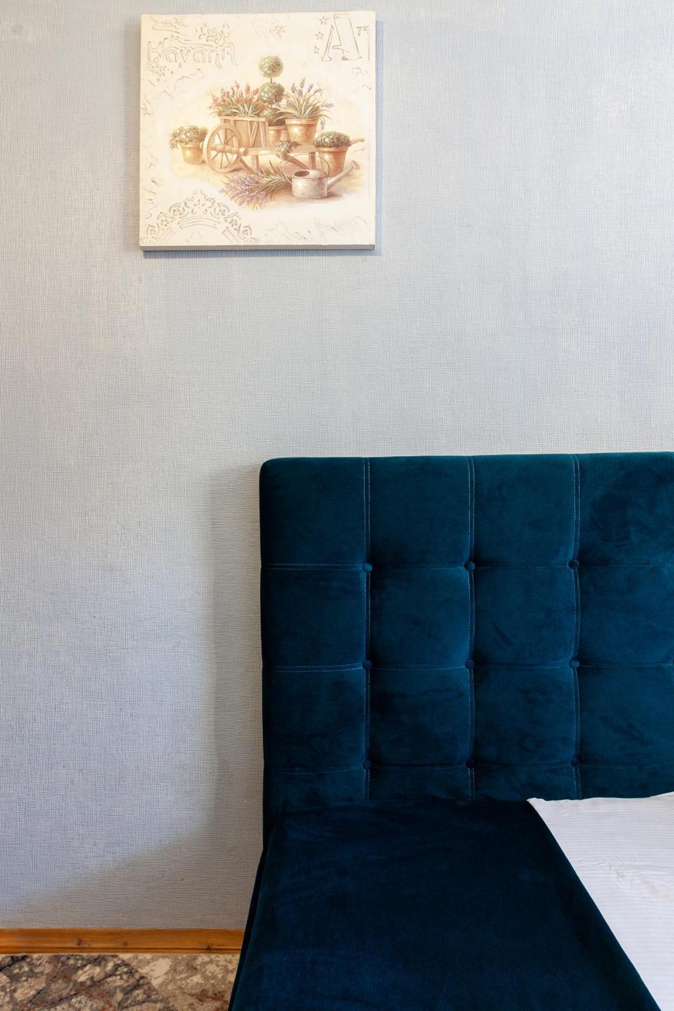 2 Bedrooms Apartments Levia 2 Лвив Екстериор снимка