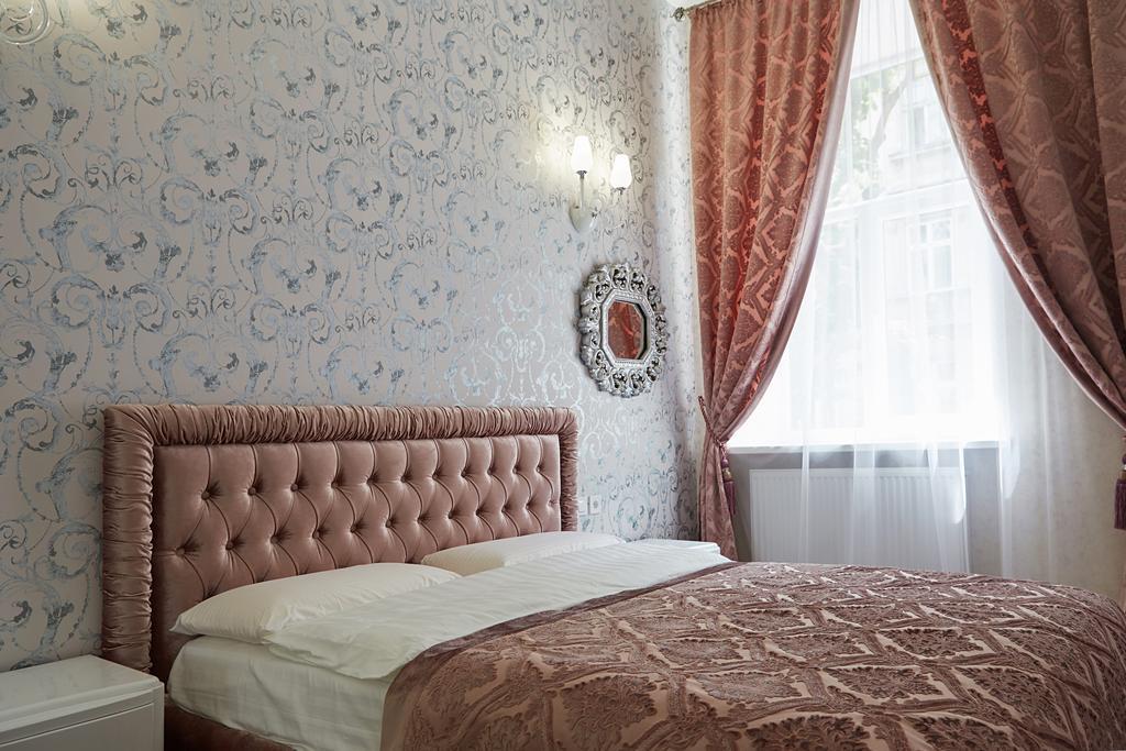 2 Bedrooms Apartments Levia 2 Лвив Екстериор снимка