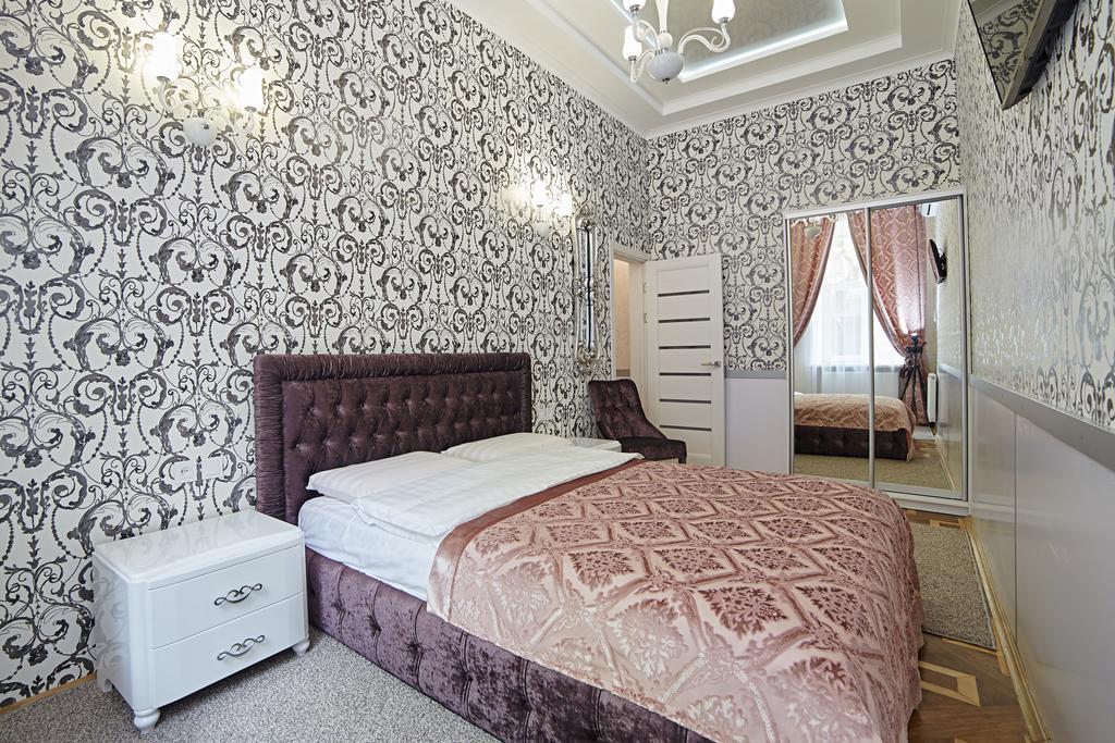 2 Bedrooms Apartments Levia 2 Лвив Екстериор снимка